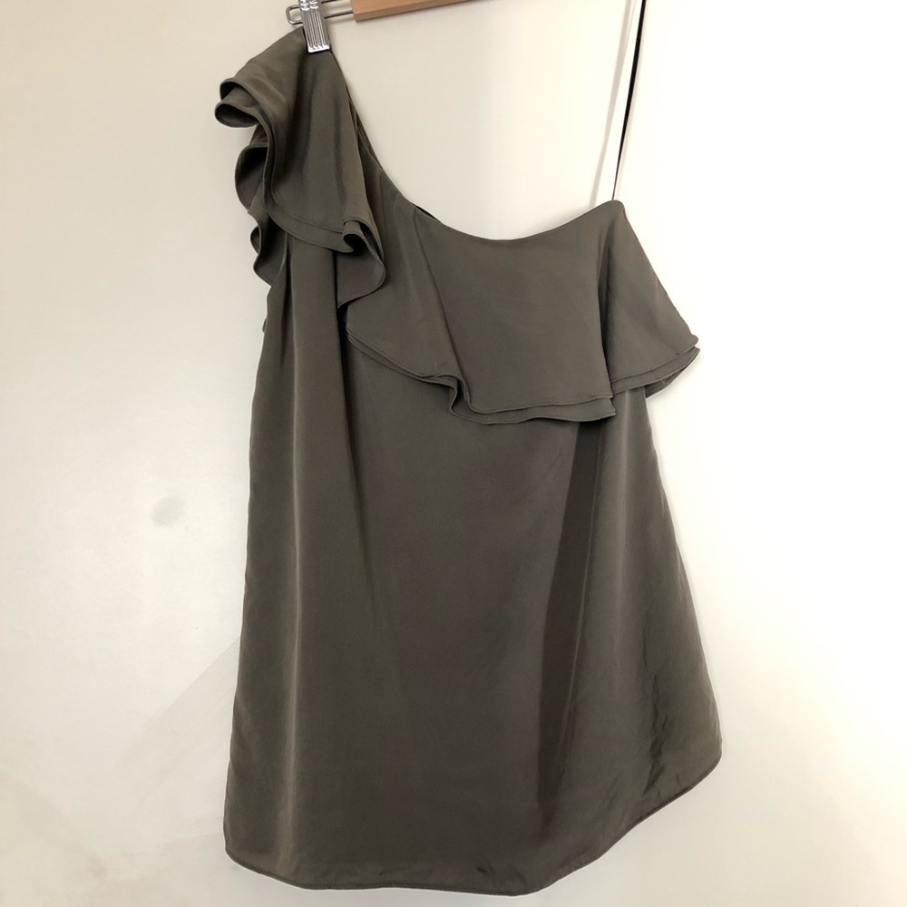 Theory Olive Silk Top Size P